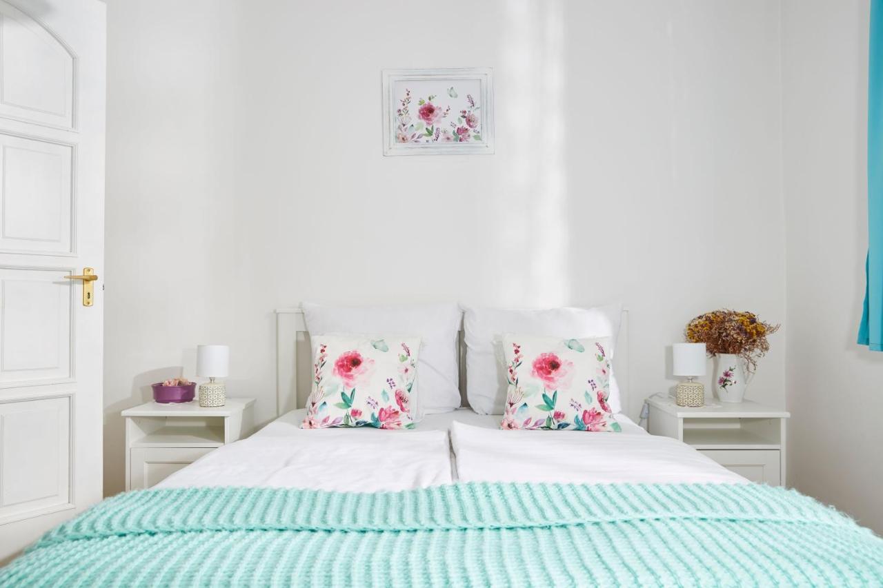 Szarka Vendeghaz Es Pince Apartament